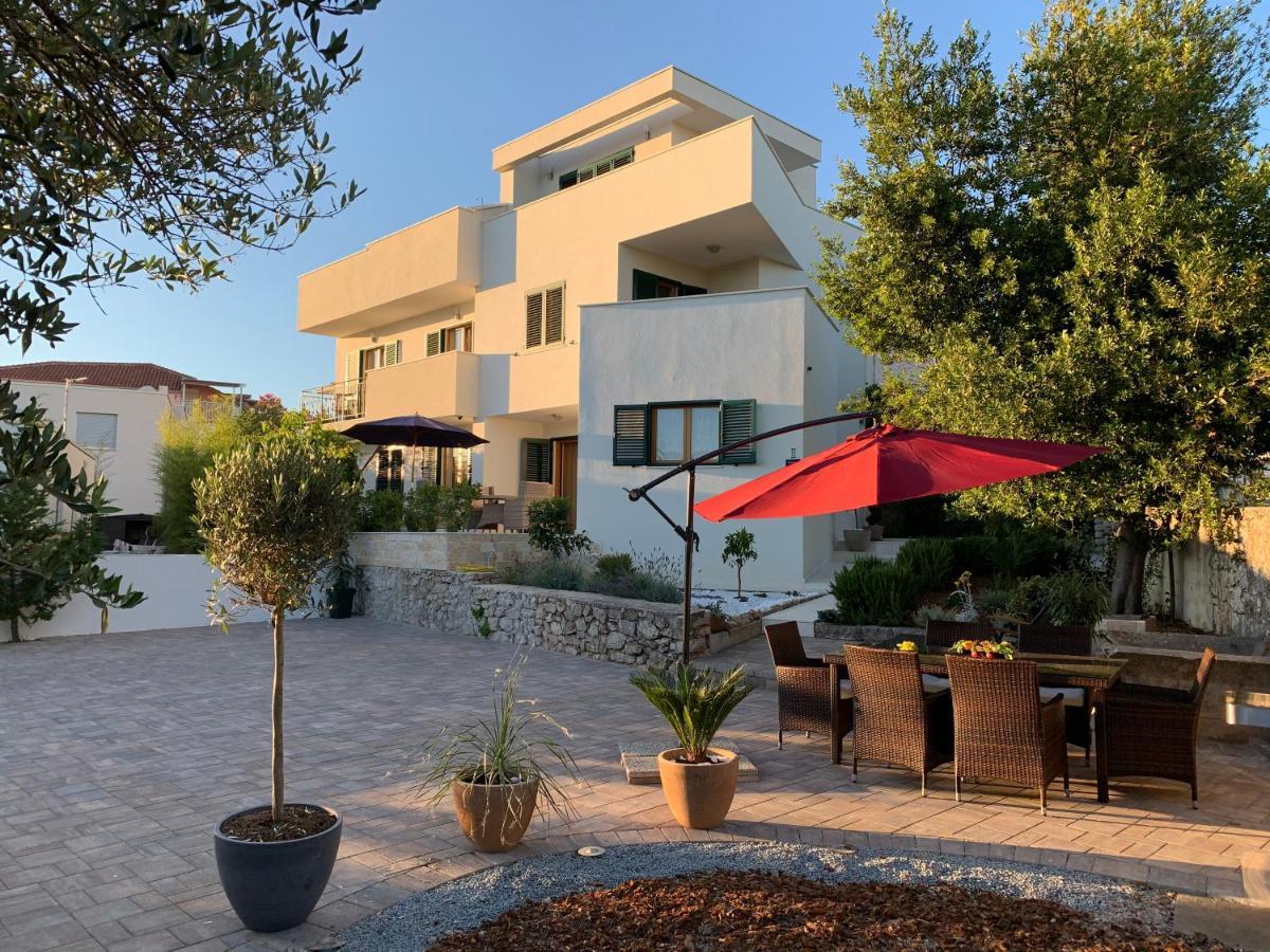 Villa Providenca Vodice Exterior photo